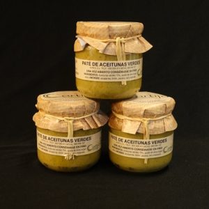 tapenade van olijven/ pate de aceitunas